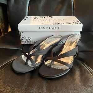 Rampage Madyson black Y2K heels